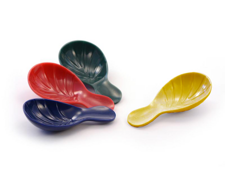 Skeer til te i farverne rød, blå, grøn og gul