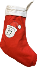 Indlæs billede til gallerivisning VildMedtes julesok i rød, fyldt med te og med vildmedte logo på siden
